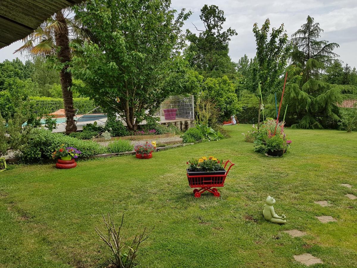 Yourtes Du Bocage Bazoges-en-Pareds Екстер'єр фото